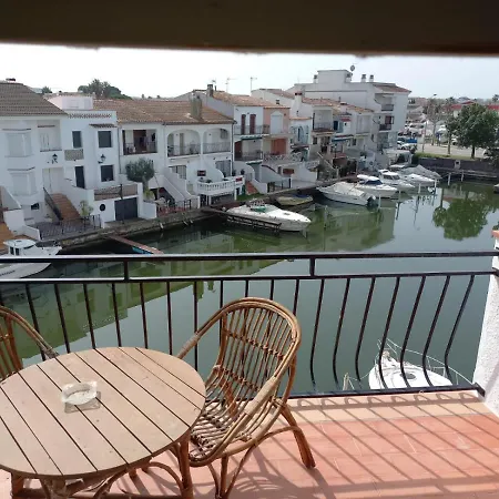 Estudi Amb Vistes Al Canal Appartement